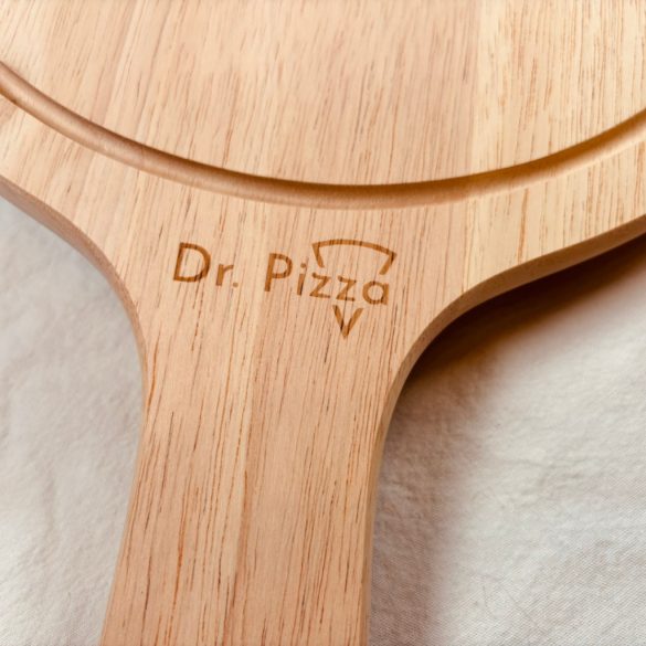 Dr. Pizza fa pizza tálalódeszka logó- és fogantyúrészlete