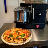 Dr. Pizza Spiral-10 dagasztógép kivehető tállal (10 literes, spirálkaros)